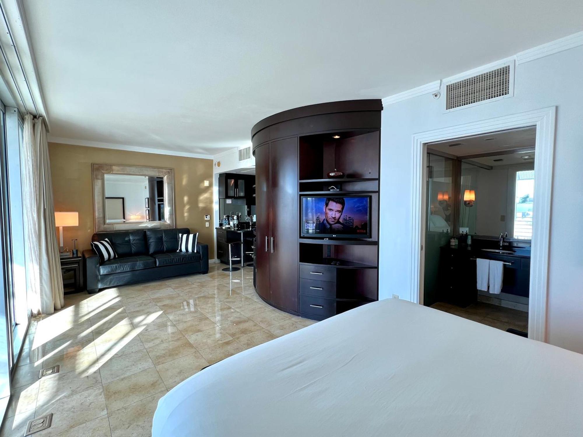 Boutique Suites 3 Min Walk To Beach Майами-Бич Экстерьер фото